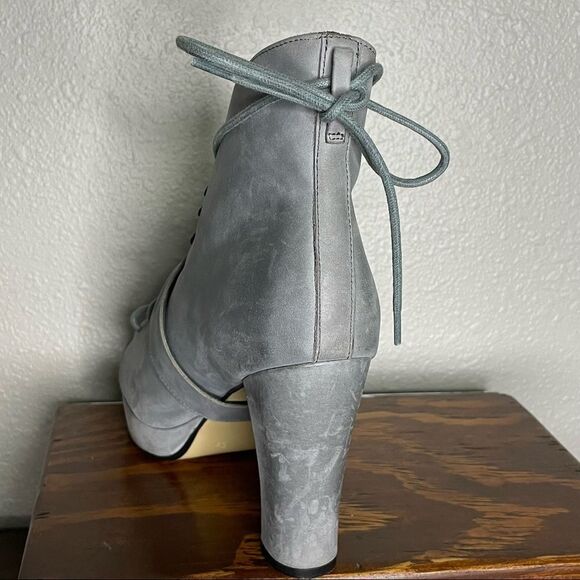 Seychelles Women's Gray Under Construction Lace Up Ankle Boot Size 6.5 - Picture 14 of 14